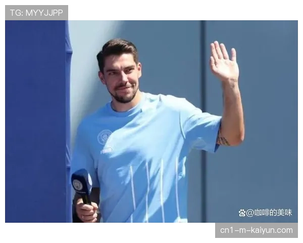 奥尔特加指挥防线表现，门将新援沟通能力获后防球员认可